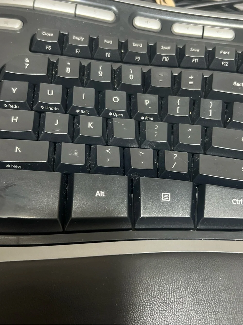 Microsoft Natural Ergonomic Keyboard USB 4000 v1.0 KU-0462 Tested